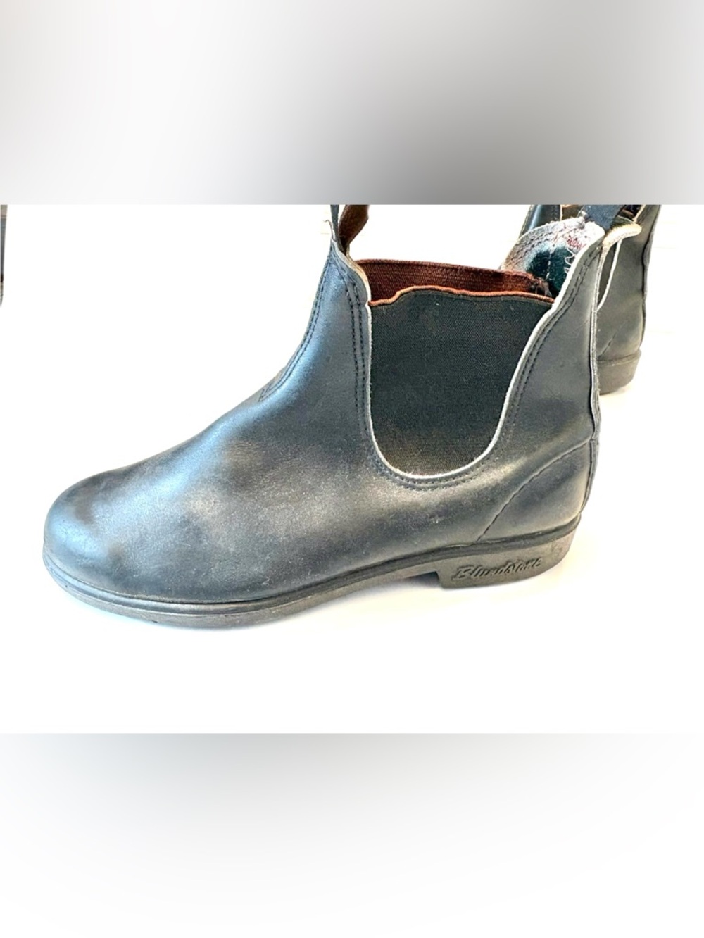 Blundstone Black Leather Chelsea Boots - Picture 11 of 11